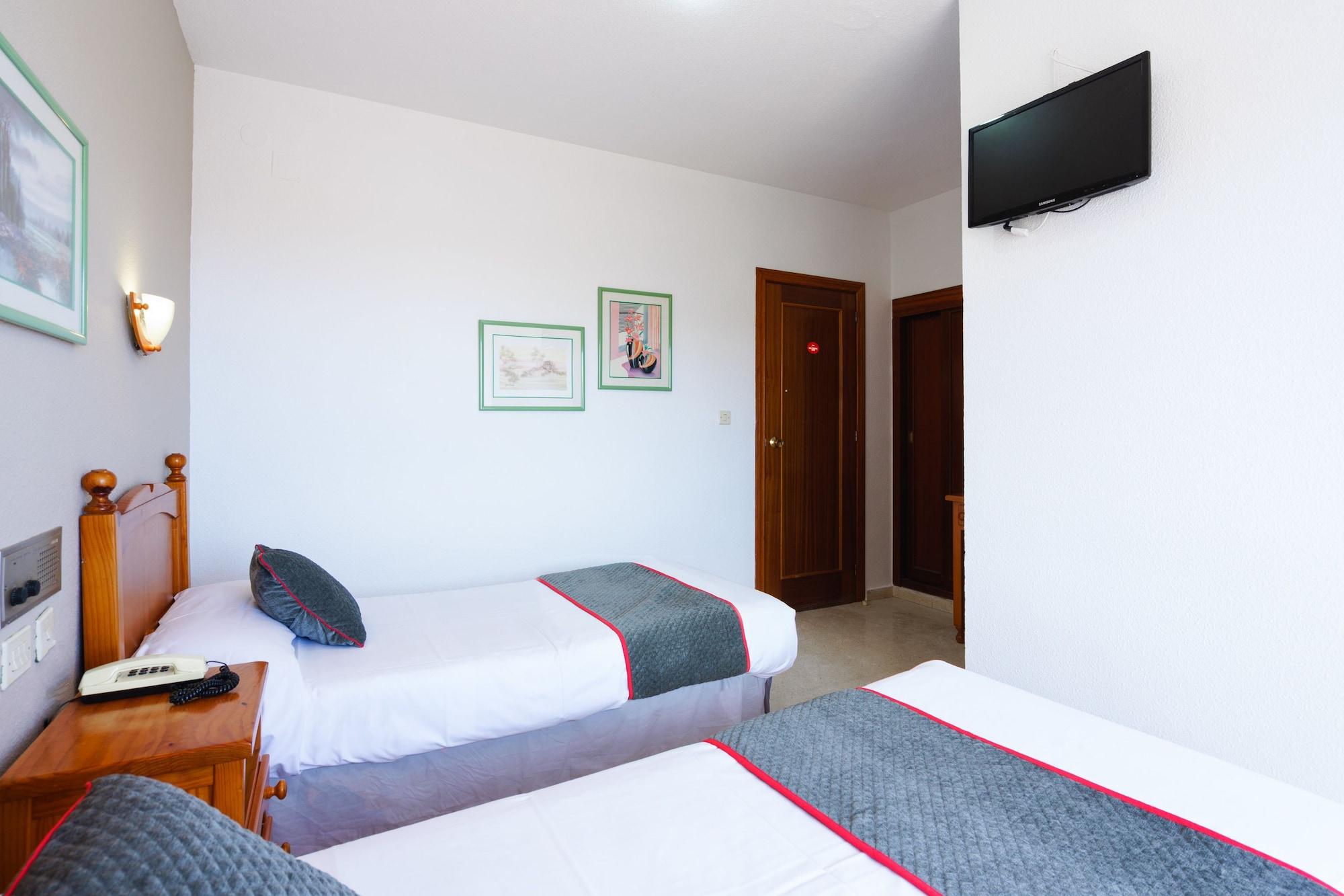 Costa Andaluza Hotel 2*
