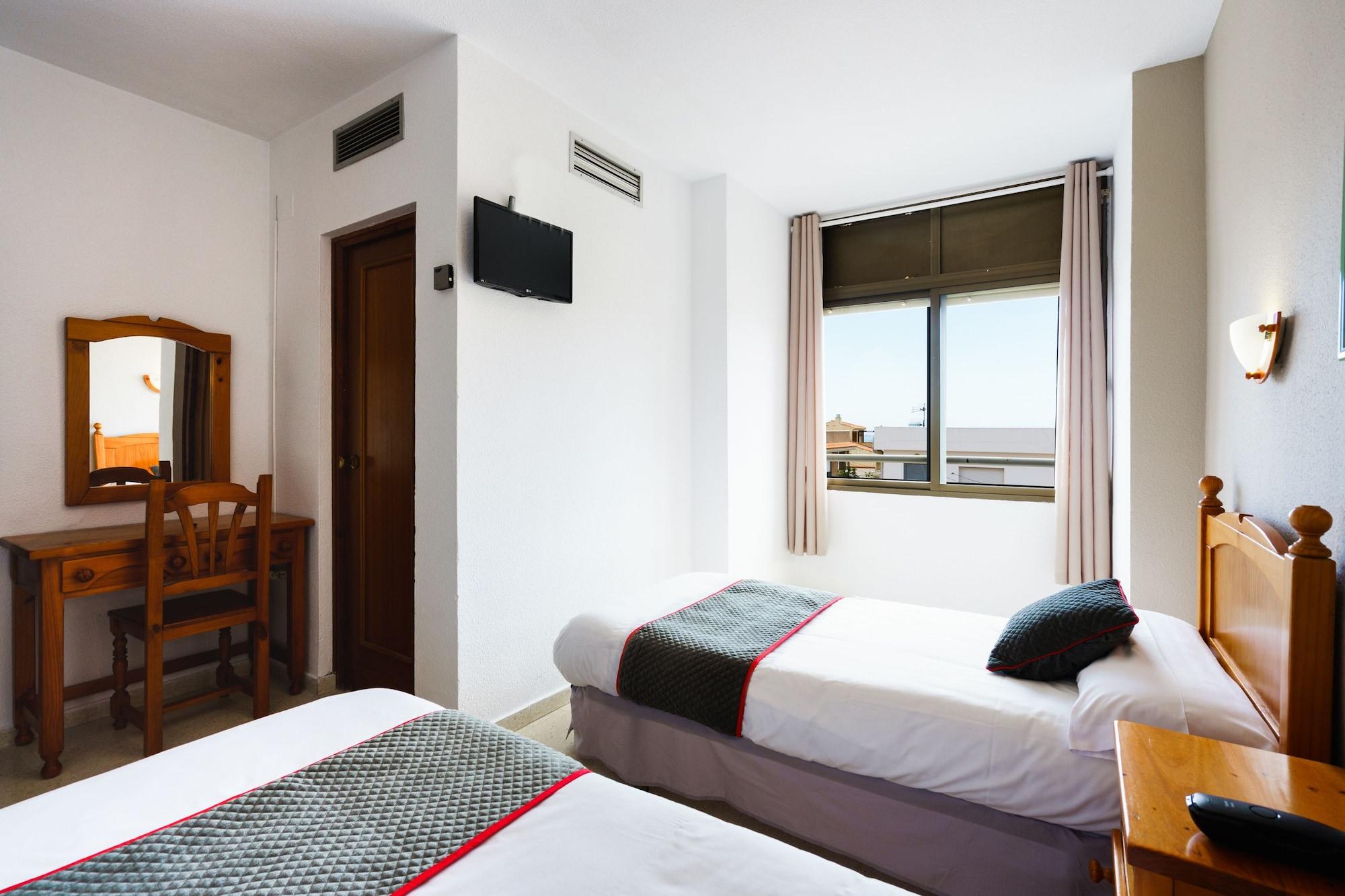 Hotel Costa Andaluza 2*