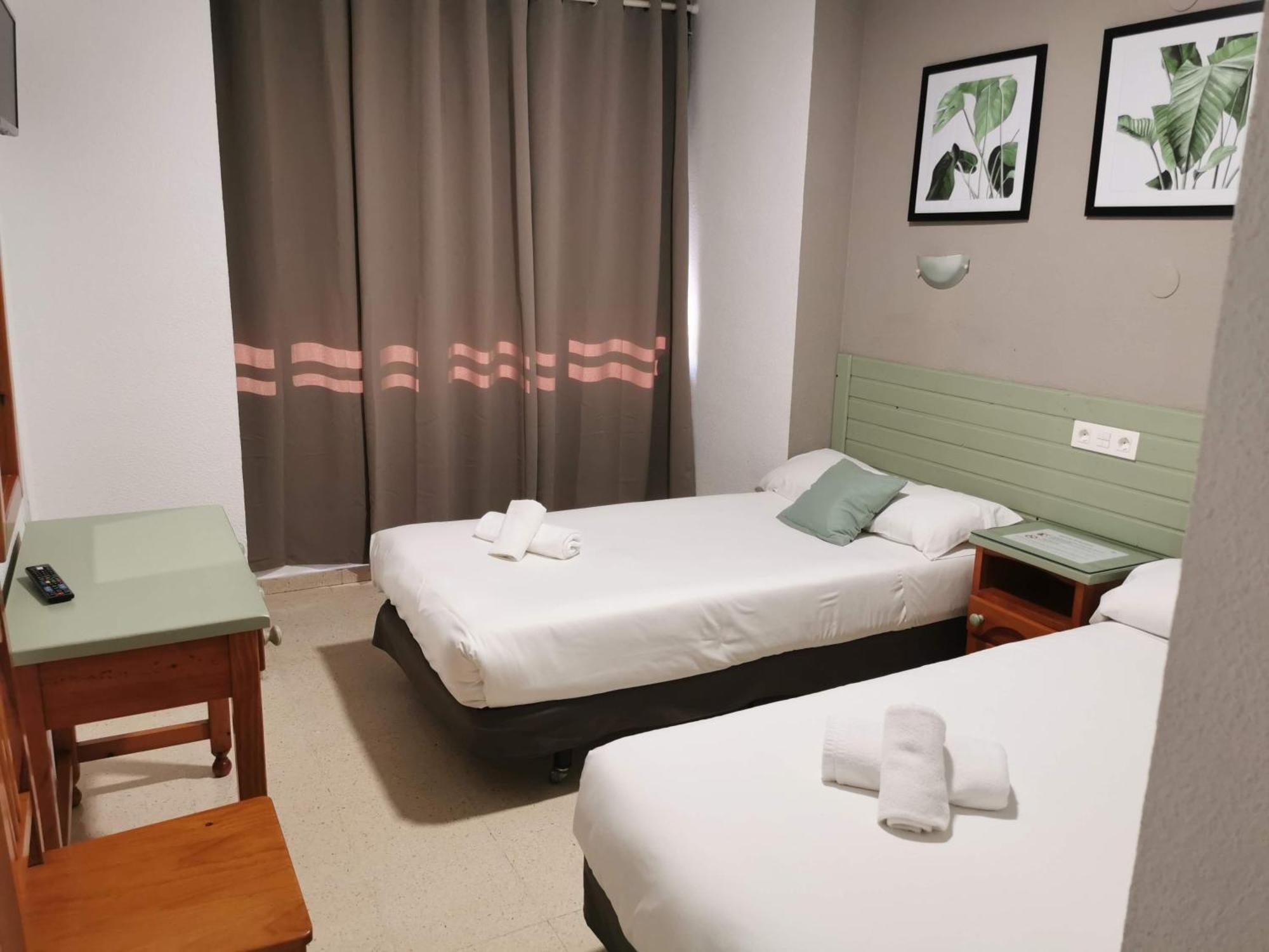 Costa Andaluza Hotel 2*